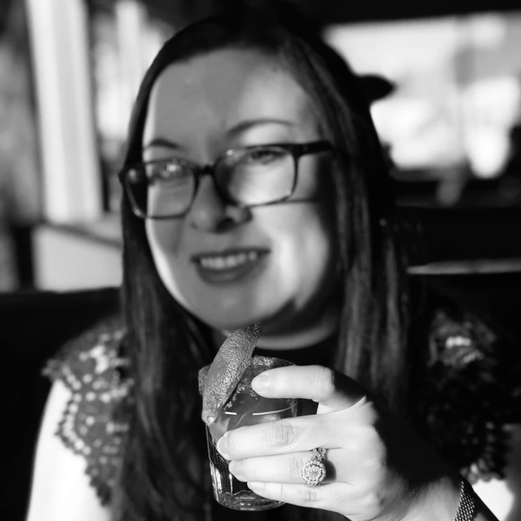 Meet your Posher, Belinda - Picture 1 of 1